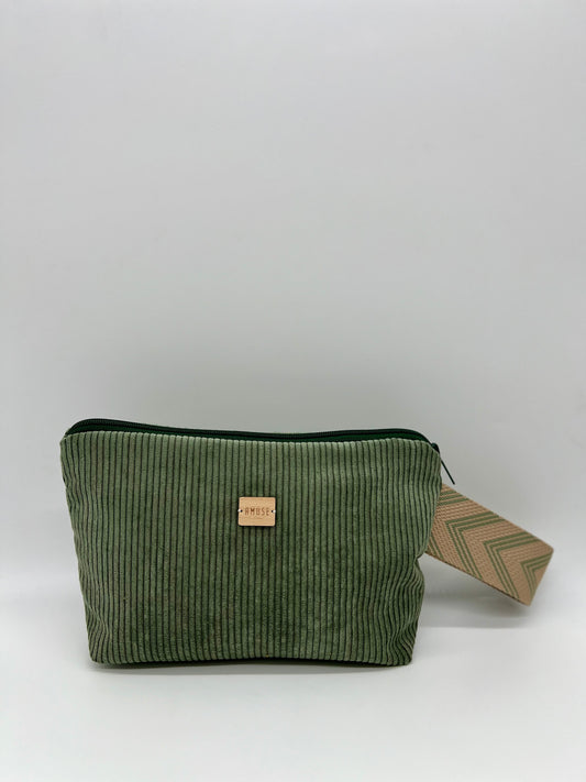 CARTERA DE MANO  "Pana forest"